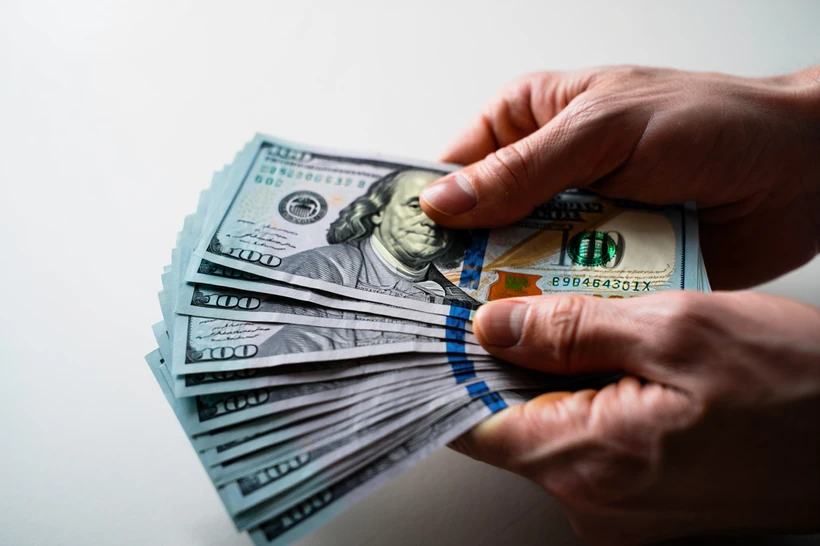 Dollar rasmiy kursi ikki kun ichida sezilarli darajada arzonladi