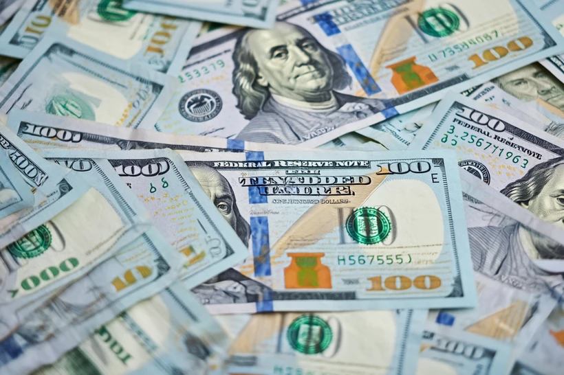 Жисмоний шахслар валюта таклифи талабдан 7,8 млрд долларга ошди