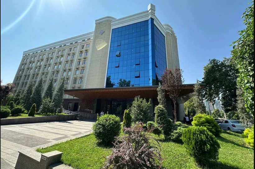 Здание Министерства строительства в Ташкенте снова выставлено на аукцион