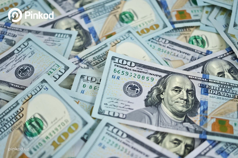 Dollar kursi ikki kun ichida 160 soʻmdan koʻproqqa oshdi