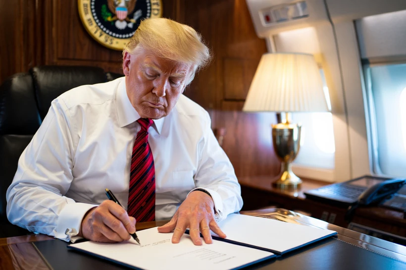 Biz Xitoy bilan adolatli savdo bitimi tuzishni istaymiz — Donald Tramp