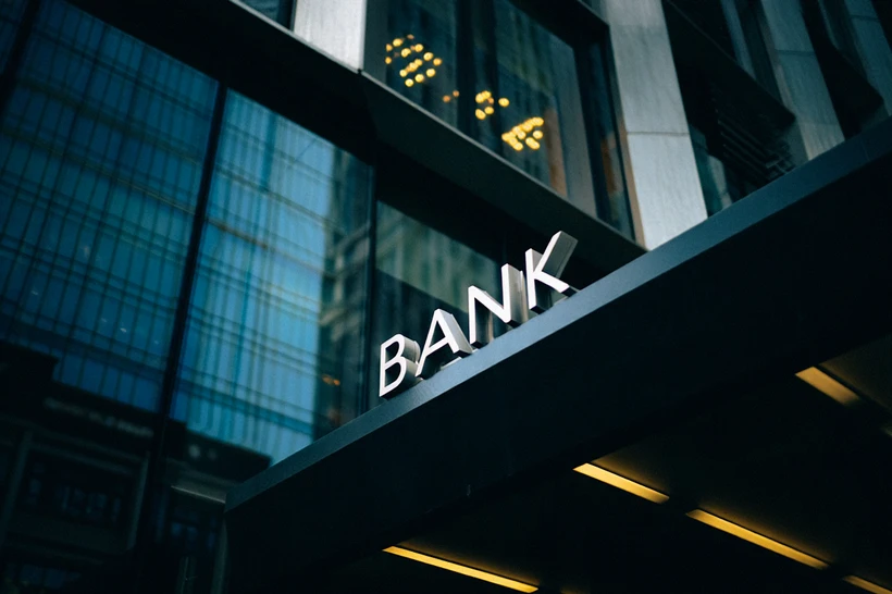 Dam olish kunlari qaysi banklar ishlaydi?