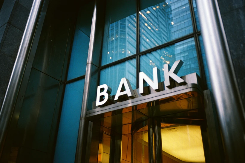 Dam olish kunlari qaysi banklar ishlaydi?