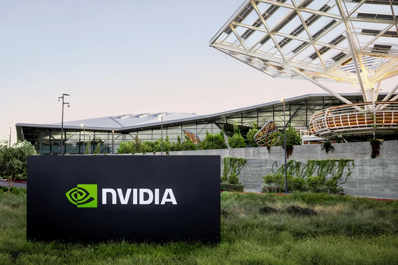 Энг катта қулаш: NVIDIA’нинг бозор қиймати бир куннинг ўзида деярли $600 млрдга камайди